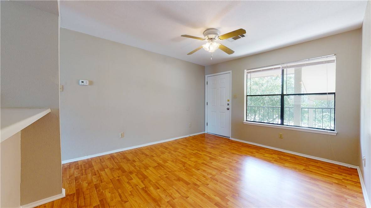 College Station, TX 77840,307 Manuel DR #D