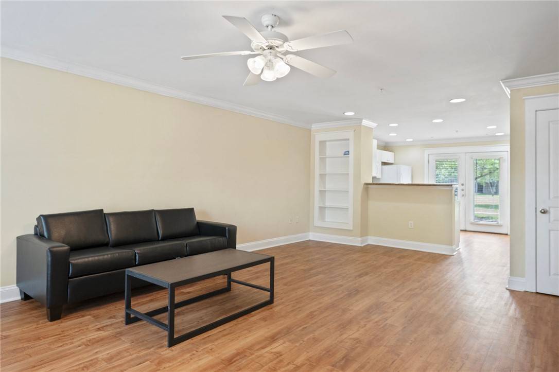 College Station, TX 77840,1725 Harvey Mitchell #1713