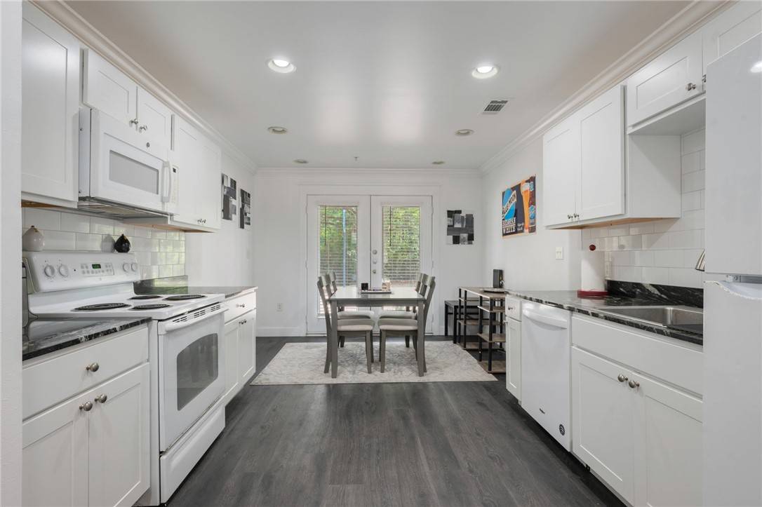 College Station, TX 77840,1725 Harvey Mitchell #612