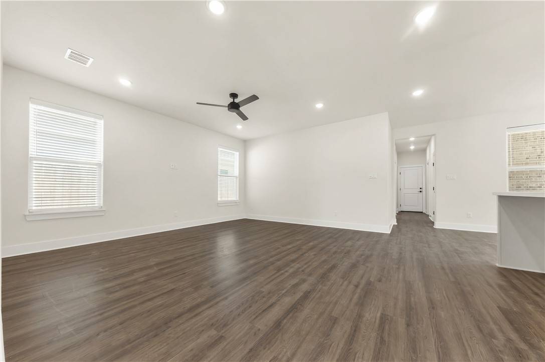 College Station, TX 77845,875 Double Mountain RD
