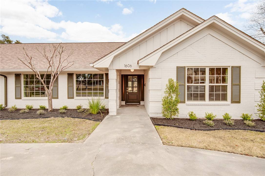 Bryan, TX 77802,1606 Carter Creek Pkwy