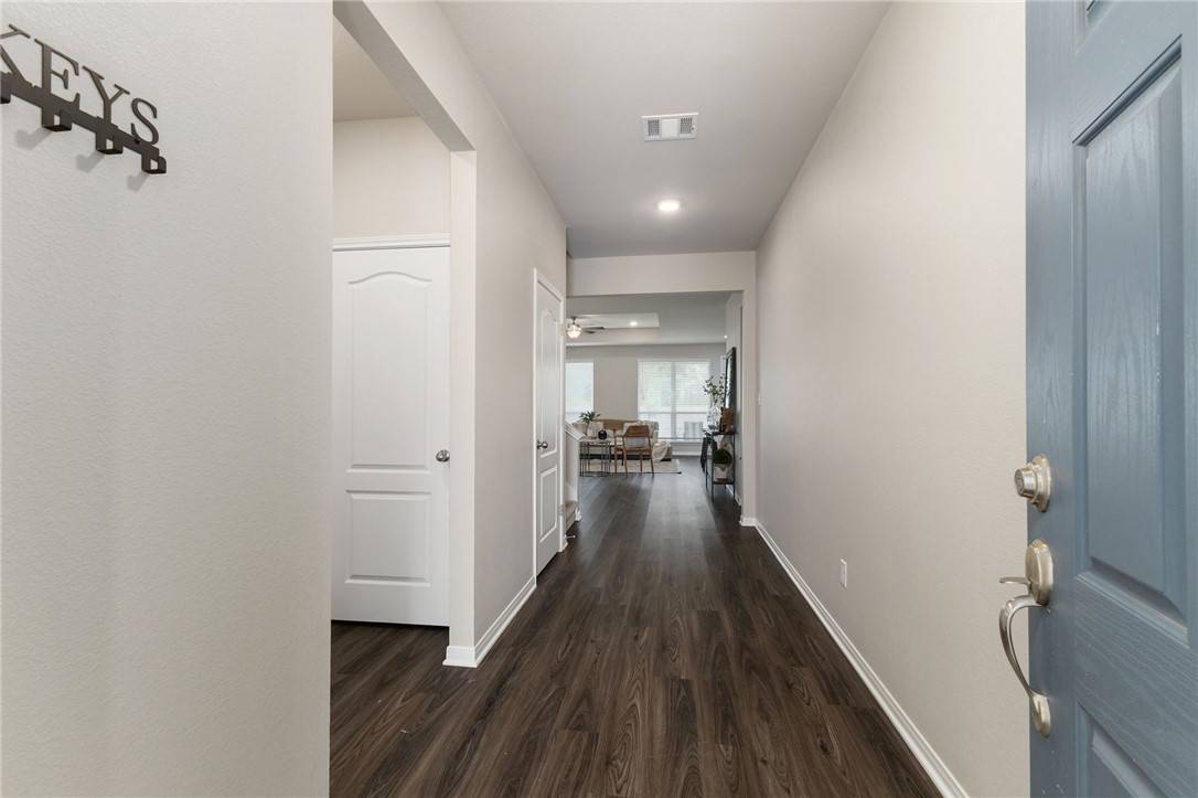 Bryan, TX 77807,2033 Brisbane WAY