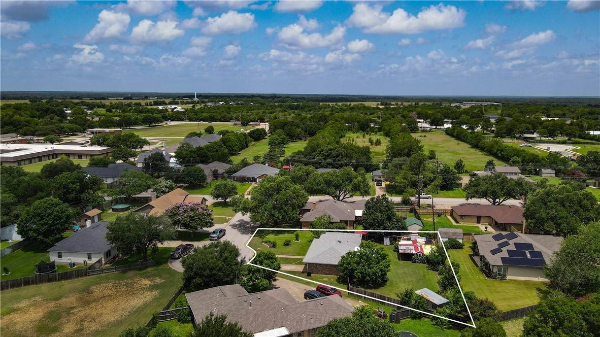 Caldwell, TX 77836,920 Alan LN