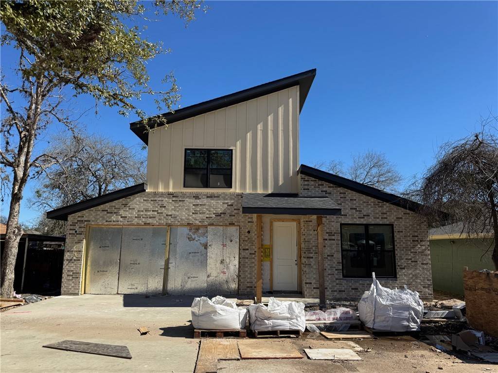 Bryan, TX 77803,807 S Coulter DR