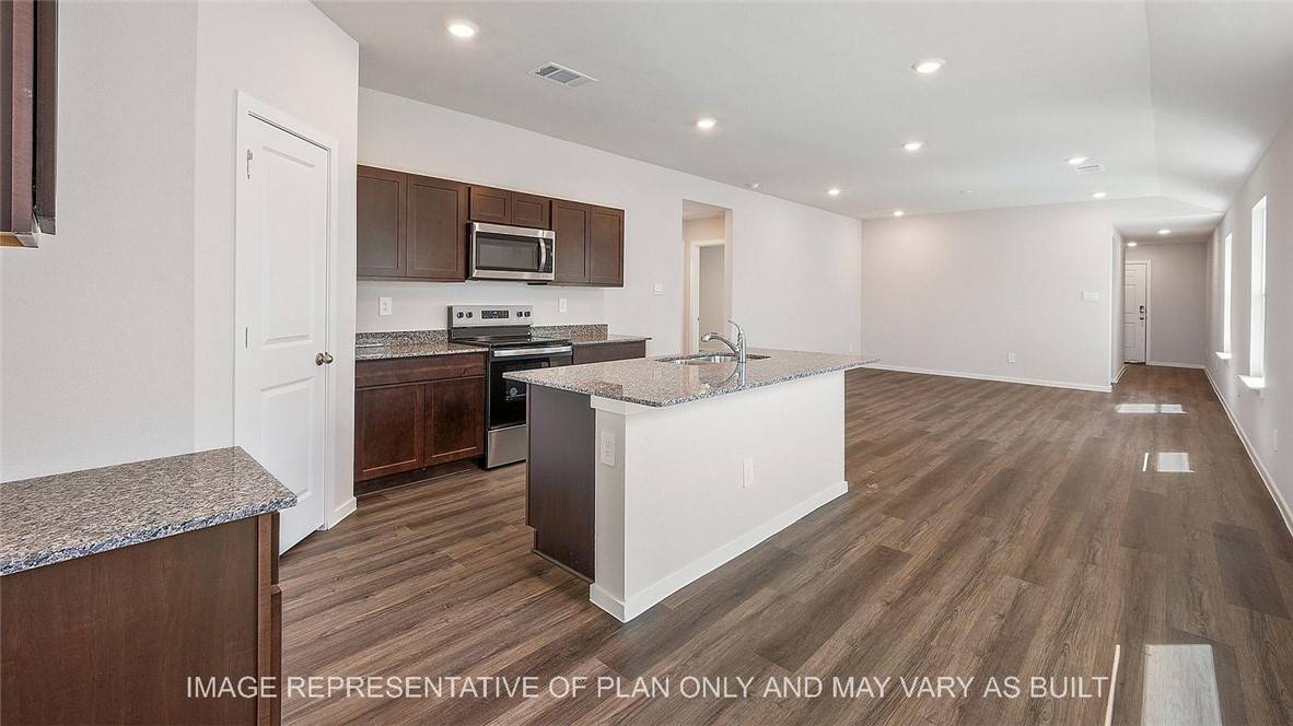 College Station, TX 77845,880 Kickapoo LN