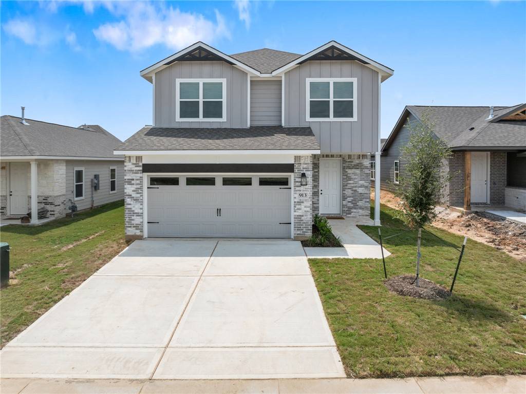 College Station, TX 77845,913 Fork Court