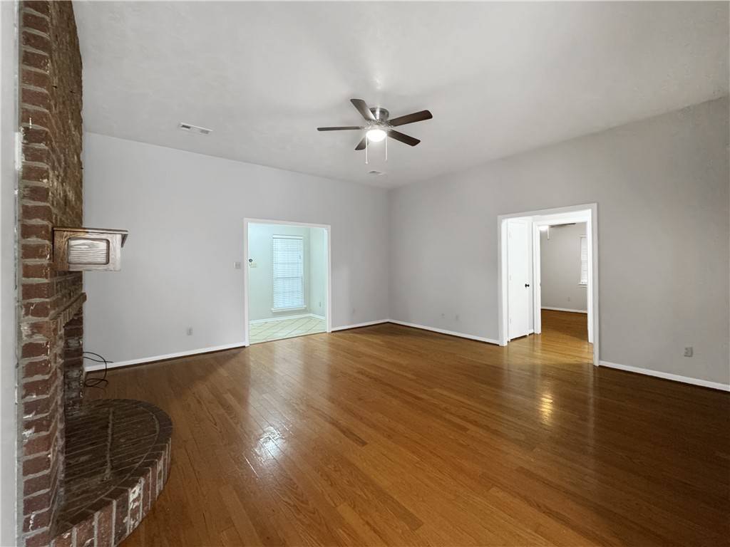 College Station, TX 77845,4001 Hunter Creek DR