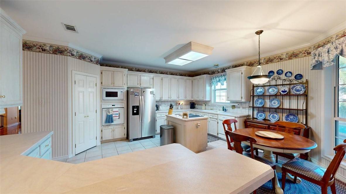 College Station, TX 77845,602 Clovis CT