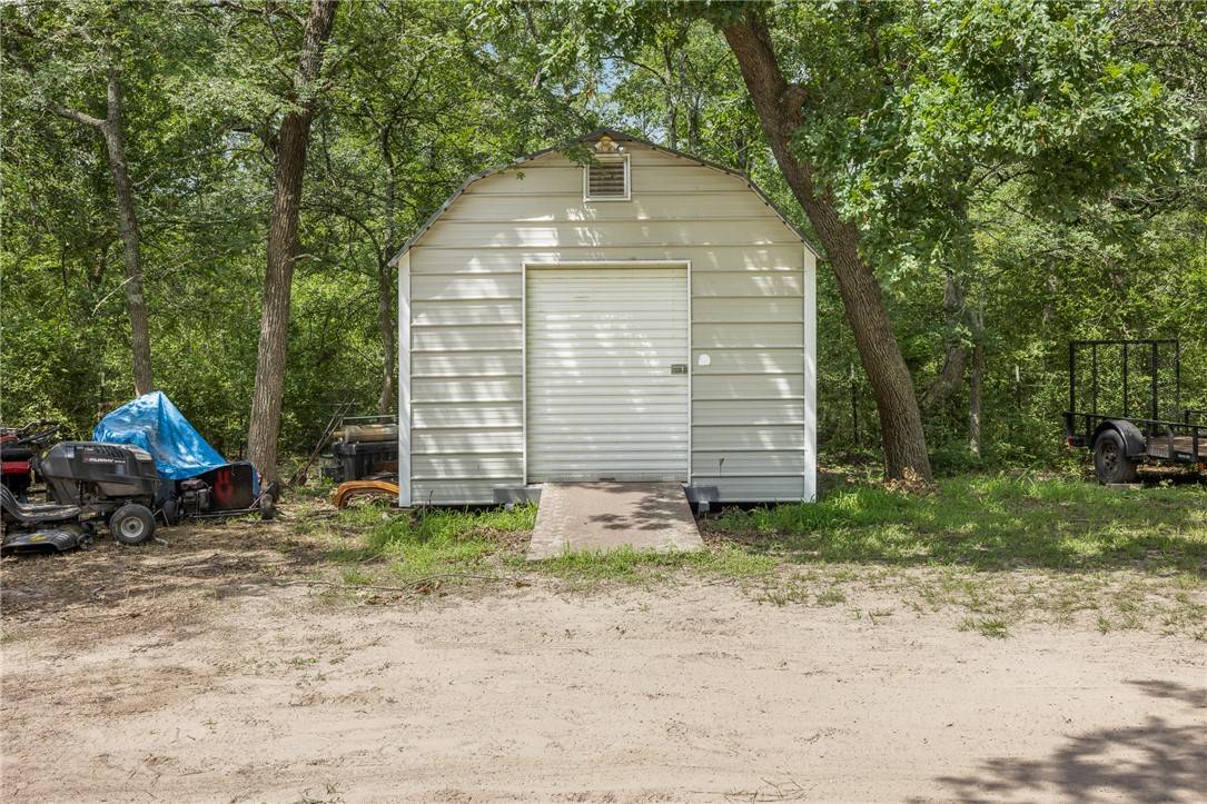 Iola, TX 77861,9663 Panther Creek Rd