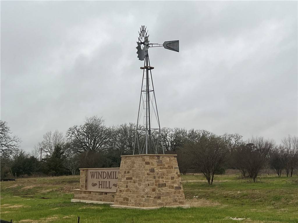 Bryan, TX 77808,5632 Mill Water CT