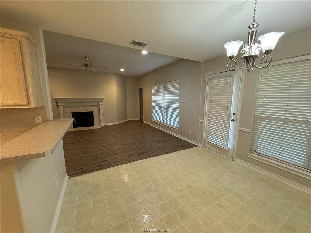 College Station, TX 77845,3712 Ardenne CT