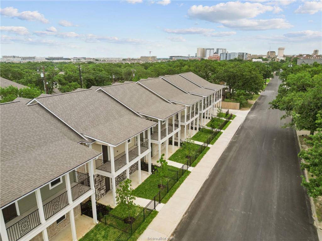 Bryan, TX 77801,4013 Aspen ST #114