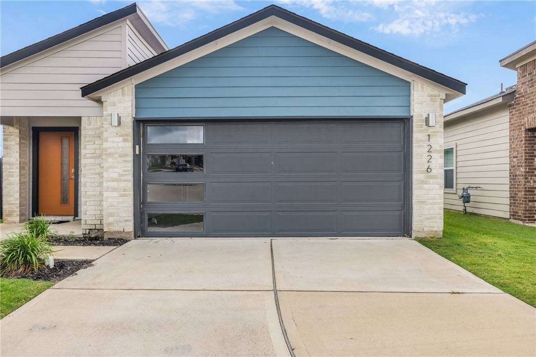 College Station, TX 77845,1226 Amistad LOOP
