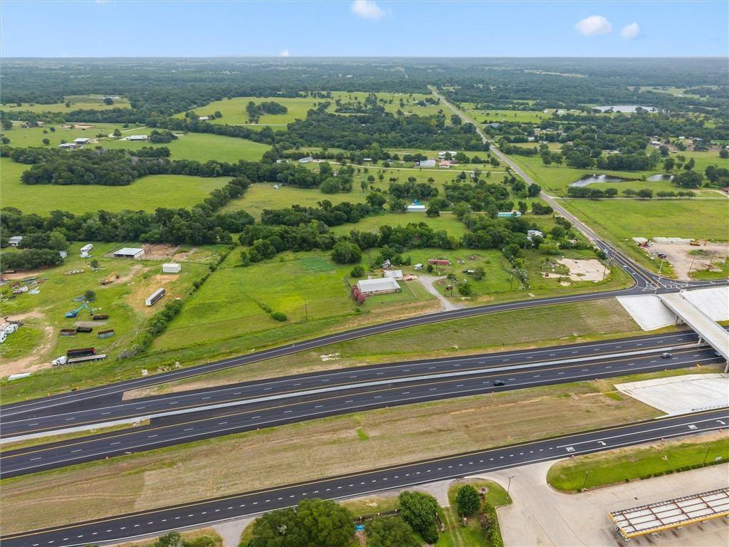 Navasota, TX 77868,17645 Highway 6