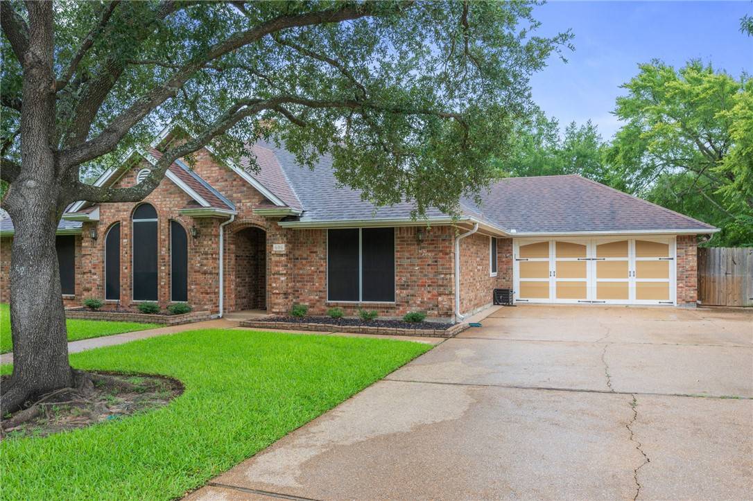 College Station, TX 77845,606 Benchmark DR