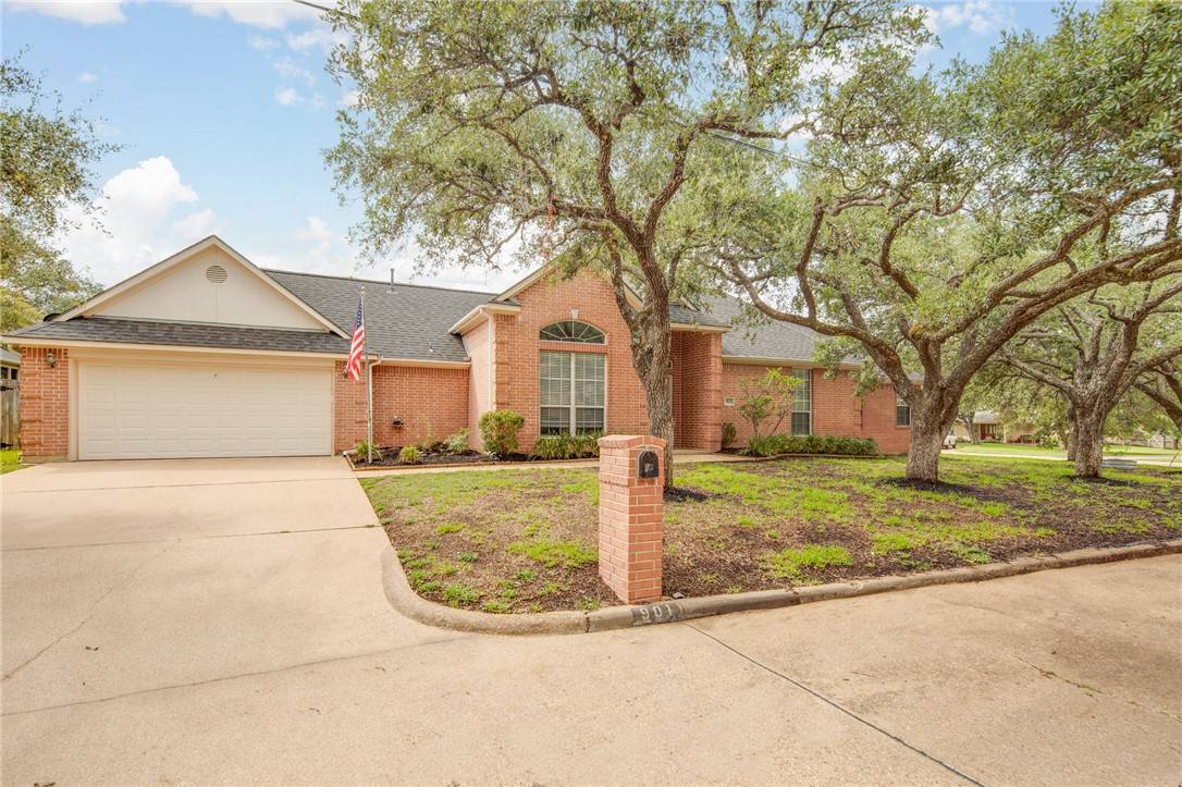 Bryan, TX 77802,901 Bob White ST