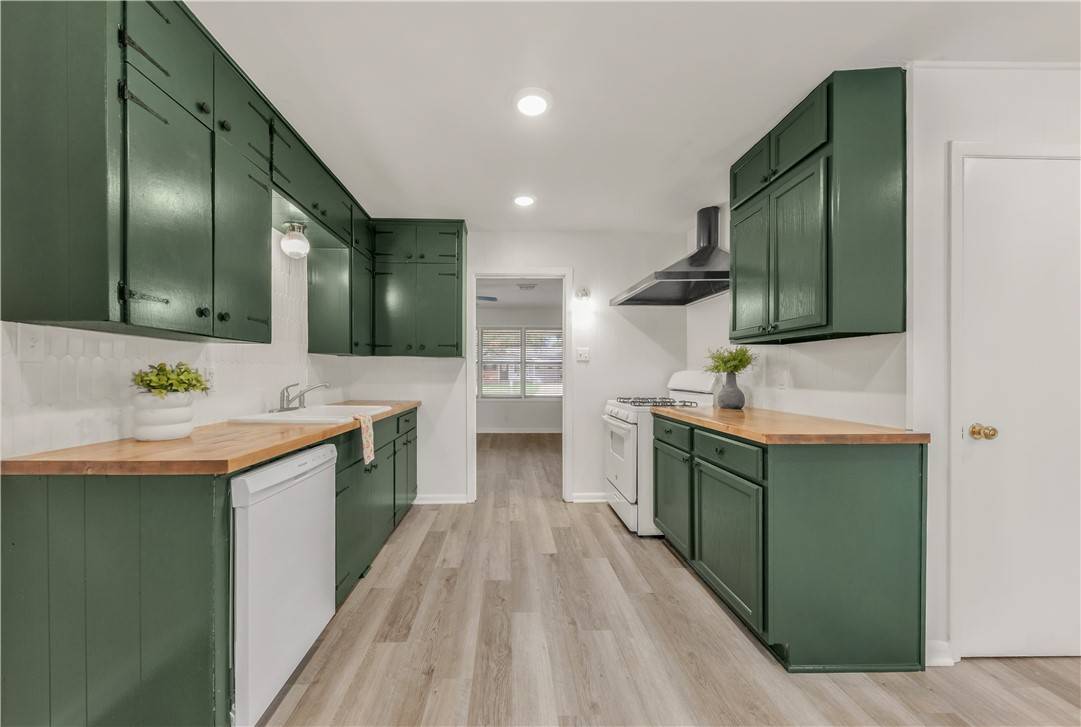 Bryan, TX 77802,2605 Morris LN