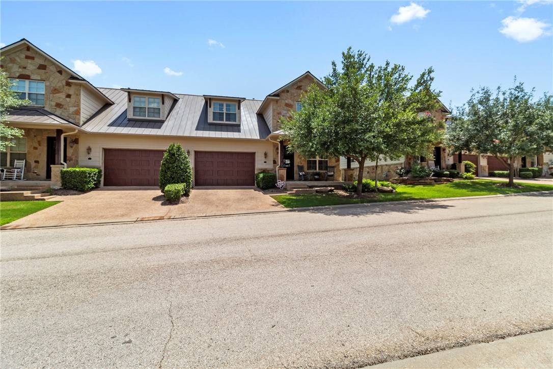 Bryan, TX 77807,3400 Heisman CIR #2M