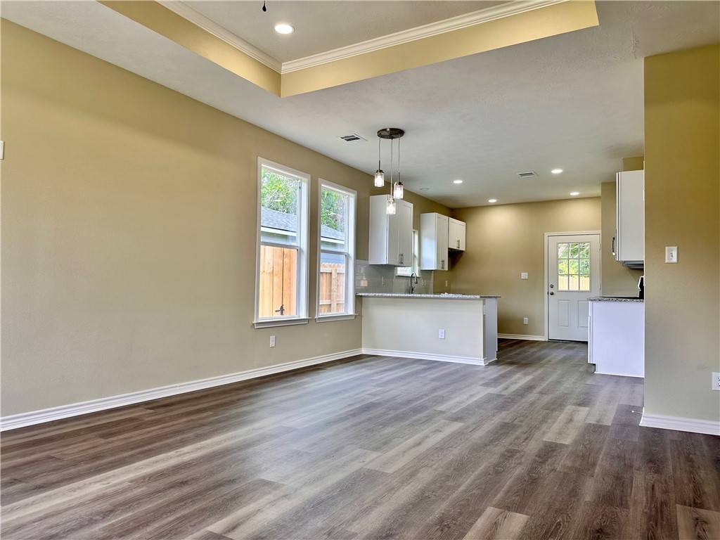 Hearne, TX 77859,602 Houston