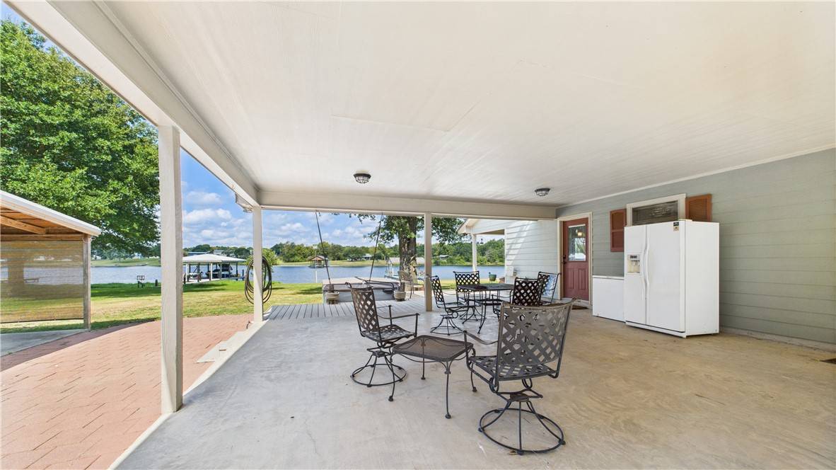 Jewett, TX 75846,254 LCR 893