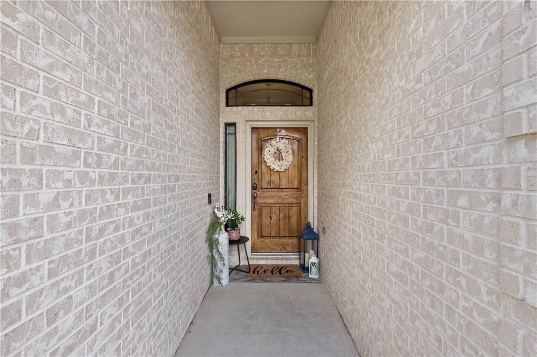 College Station, TX 77845,208 Passendale LN