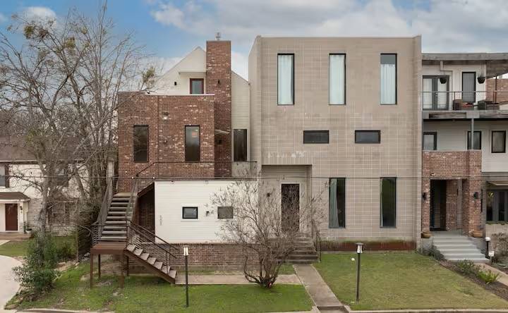 Bryan, TX 77803,505 E 24th ST