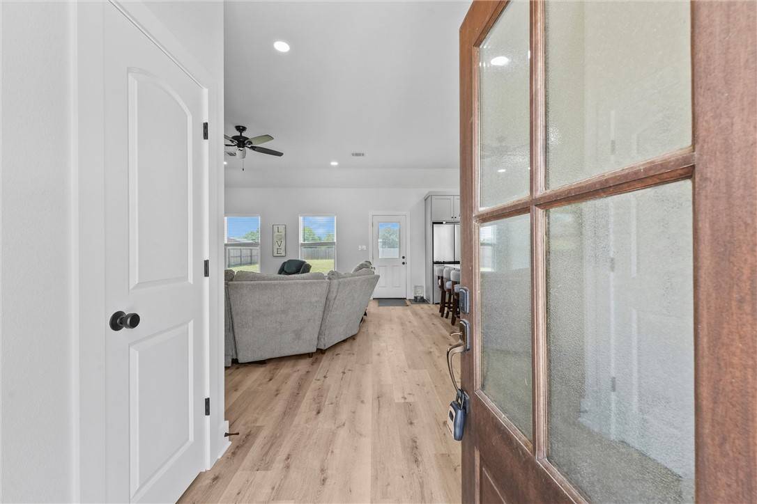 Somerville, TX 77879,249 Avenue M