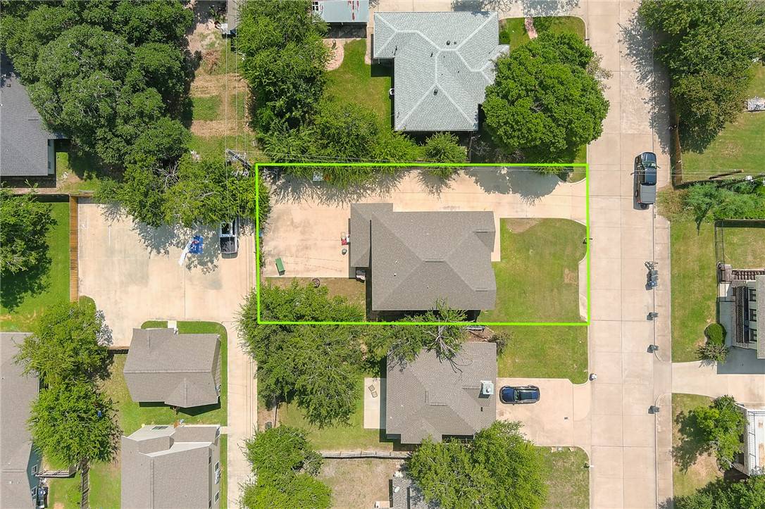 College Station, TX 77840,206 Park PL