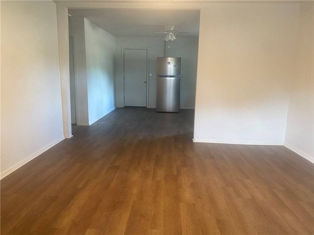 Hearne, TX 77859,409 E 6th ST