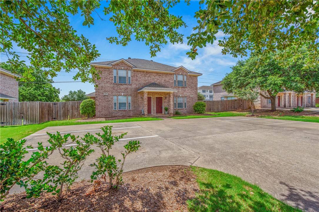 College Station, TX 77840,1117-1119 Gridiron Drive