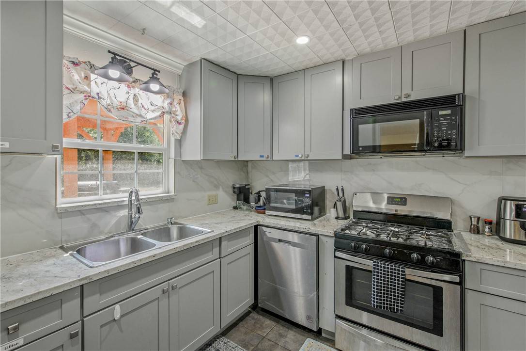 College Station, TX 77840,504 Kyle