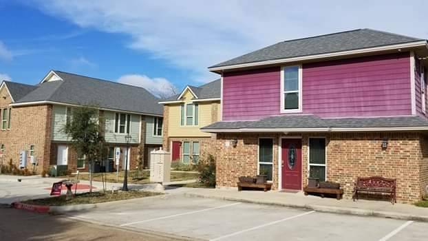 College Station, TX 77845,903 Balcones DR