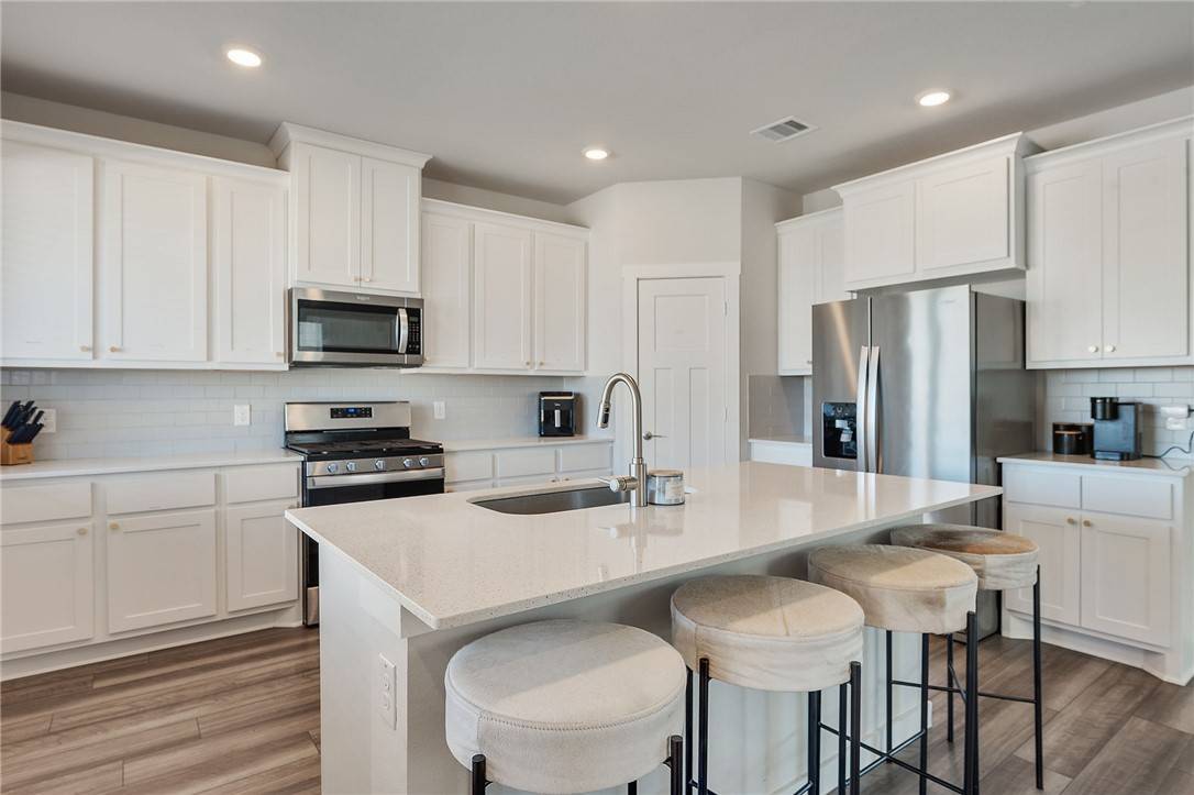 College Station, TX 77845,714 Granger LN