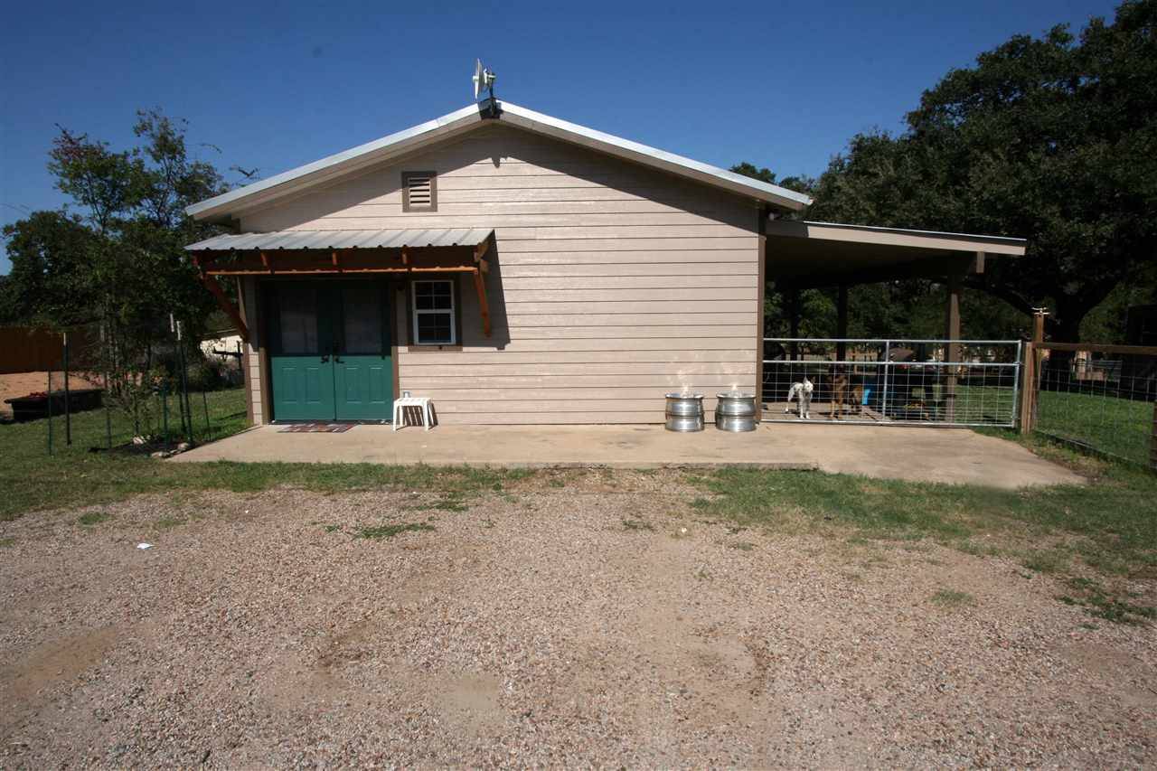 Granite Shoals, TX 78654,327 E Briarway