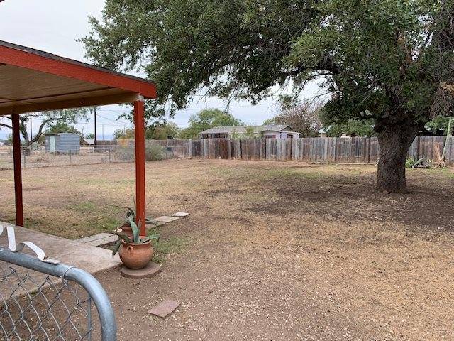 Llano, TX 78643,1105 flag creek DR