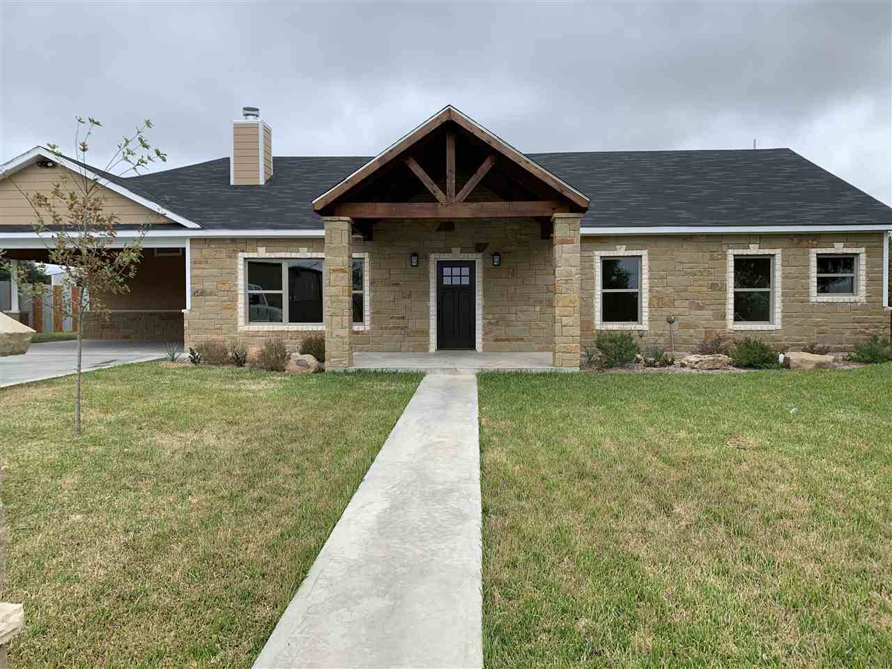 San Saba, TX 76877,812 S Clear ST