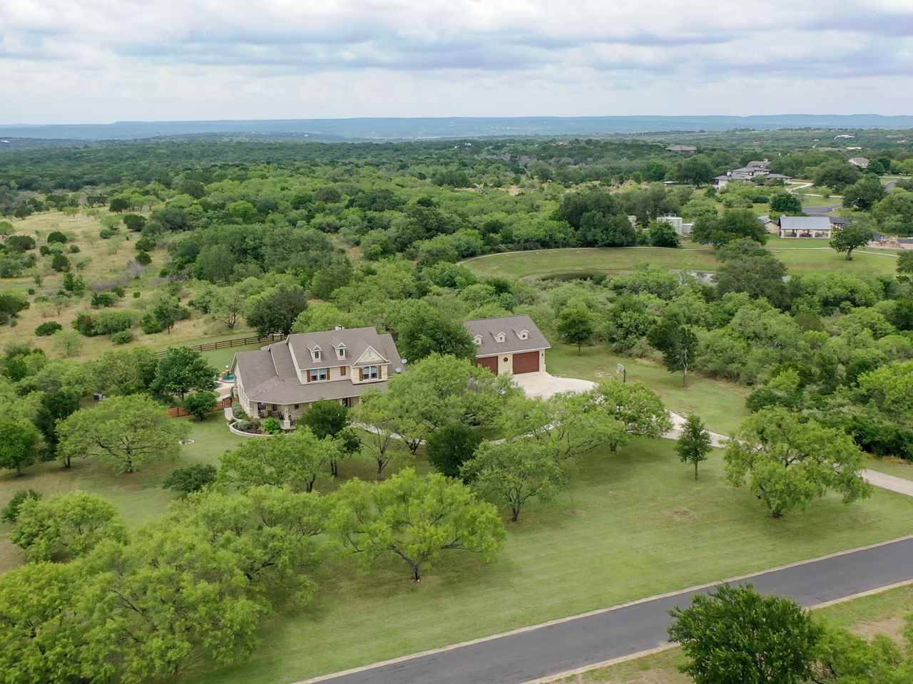 Spicewood, TX 78669,100 CROSS TRAIL DR