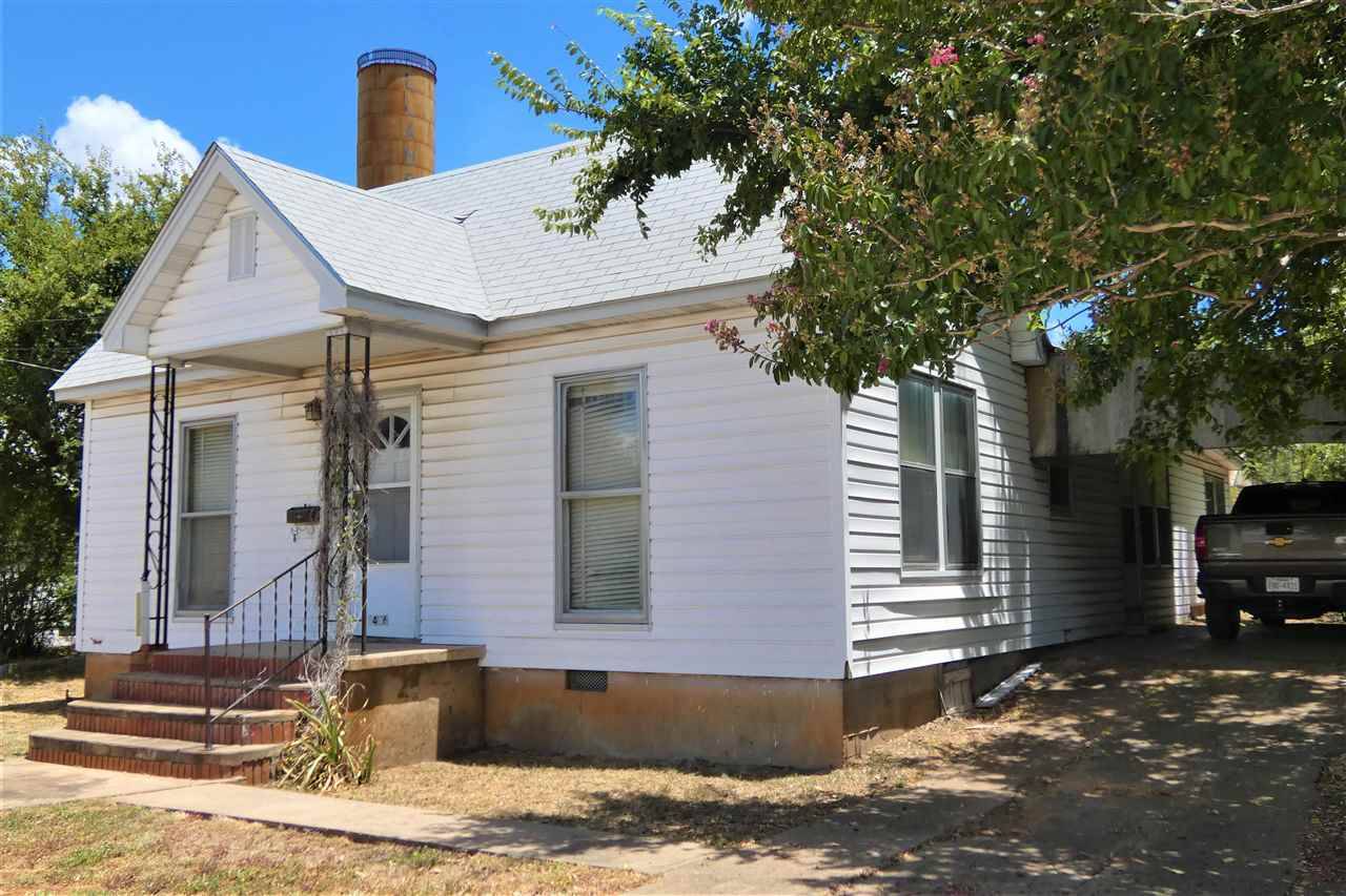 Llano, TX 78643-1111,1406 Ford ST