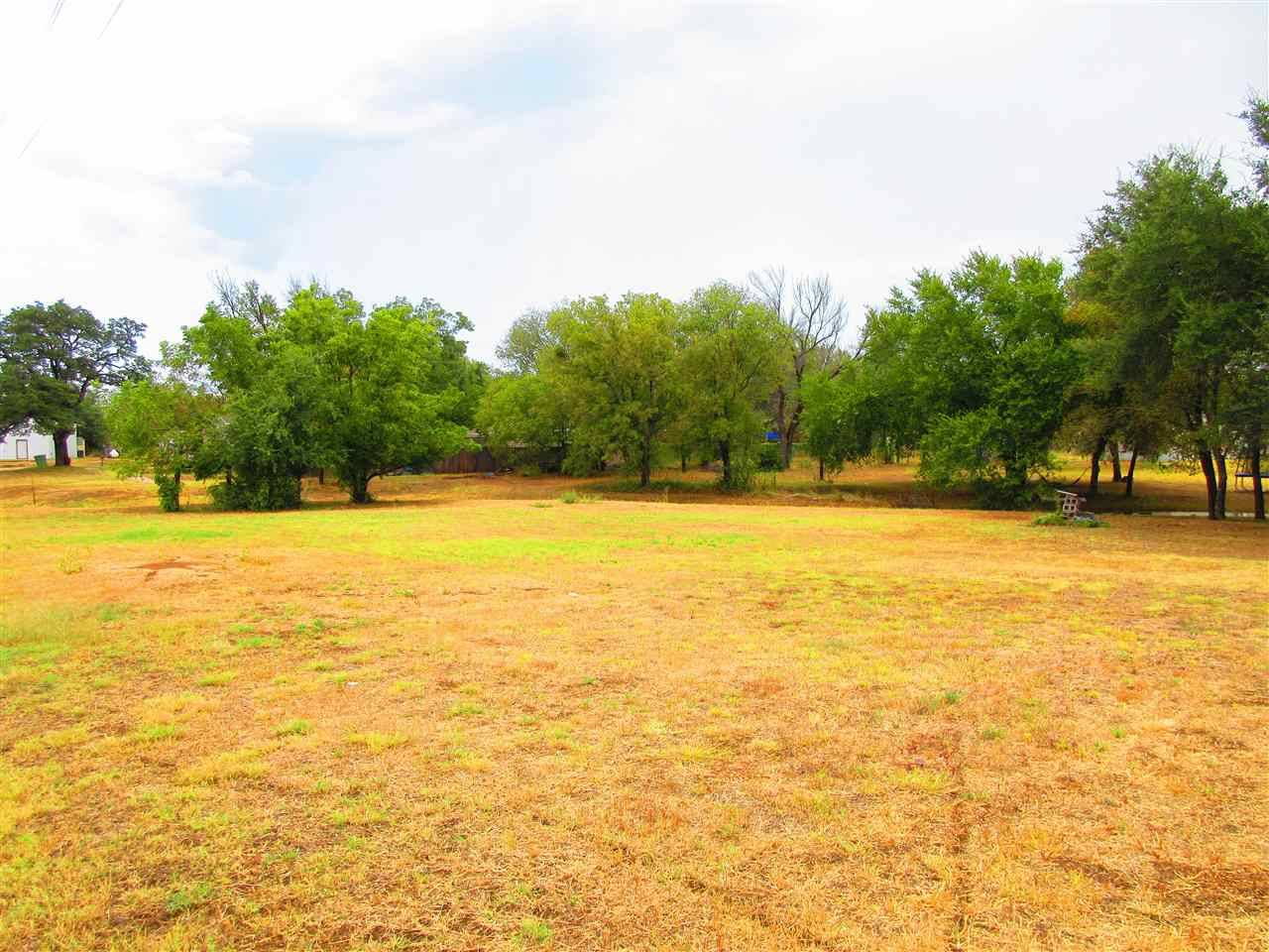 Llano, TX 78643,209 W Hamilton ST