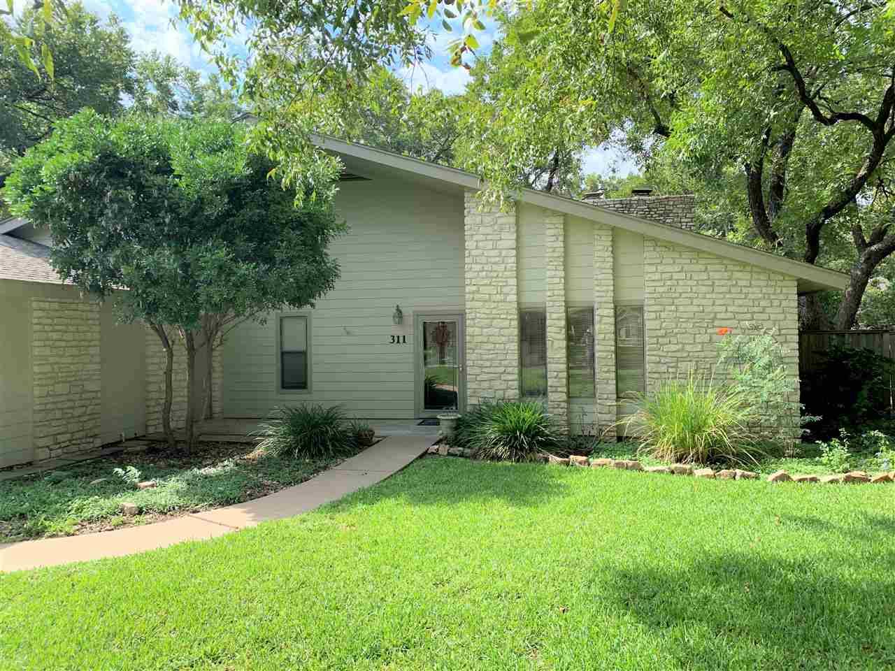 Meadowlakes, TX 78654,311 San Saba St