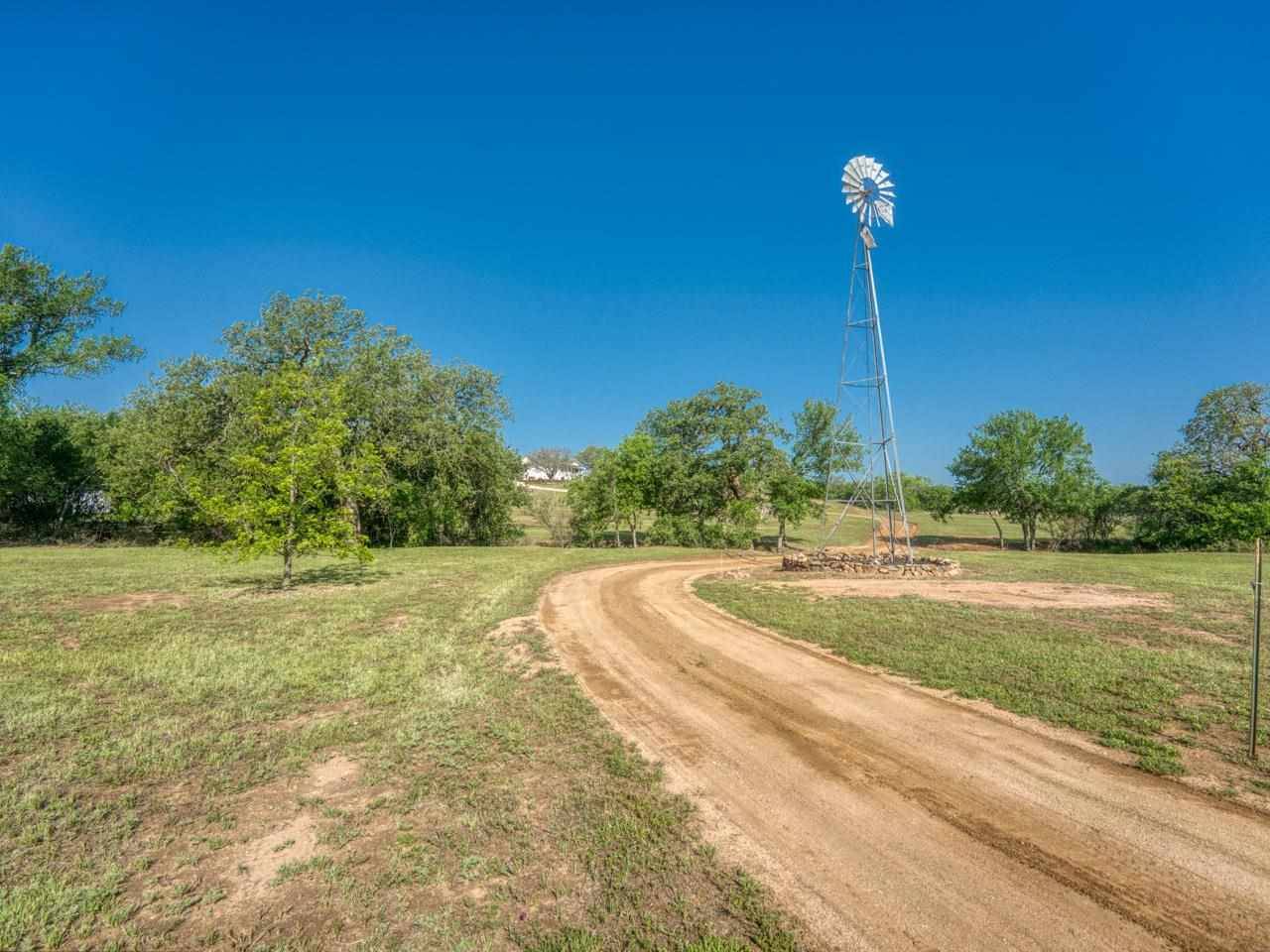 Llano, TX 78643,171 County Road 117