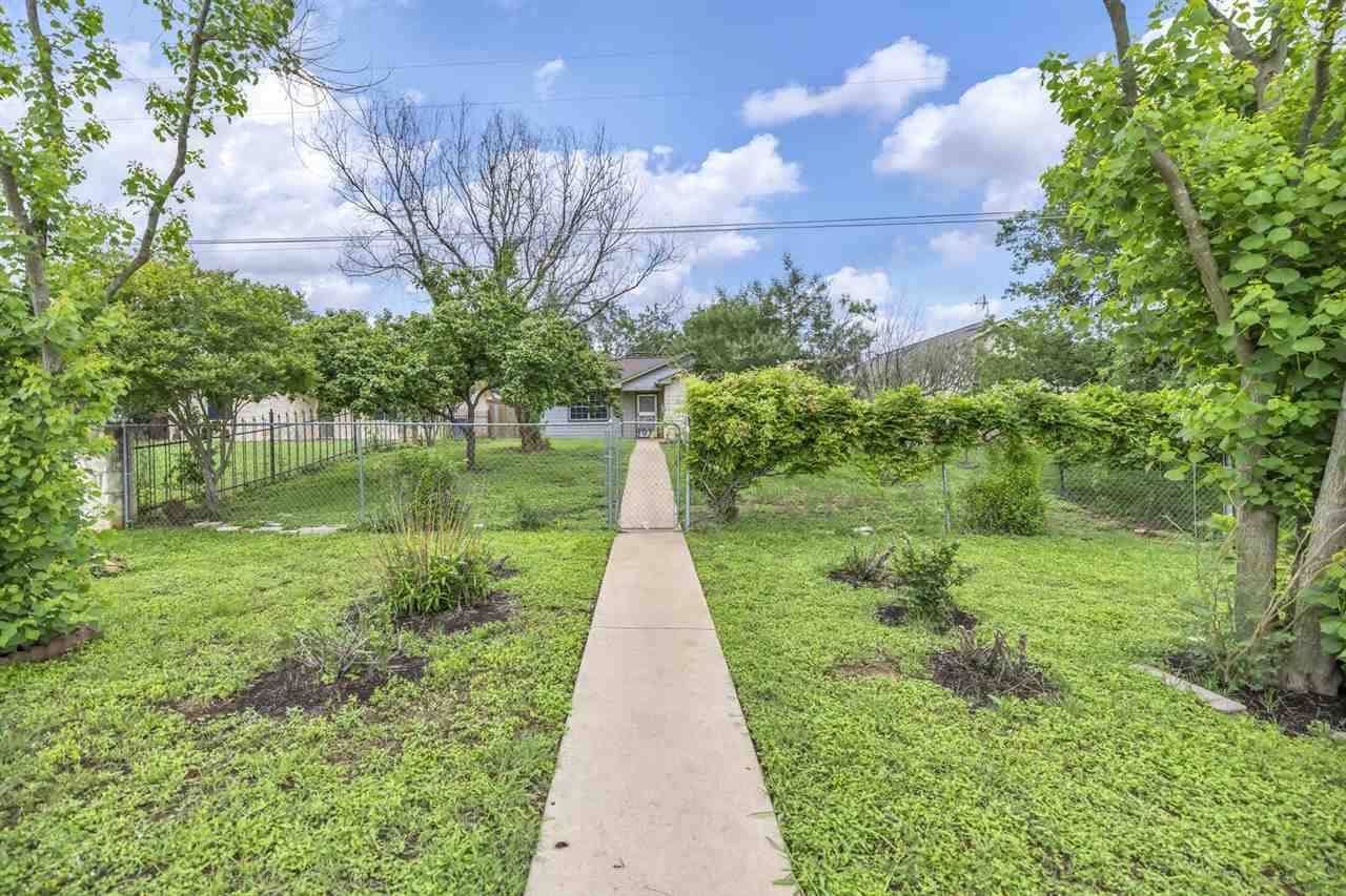 Marble Falls, TX 78654,303 Avenue R