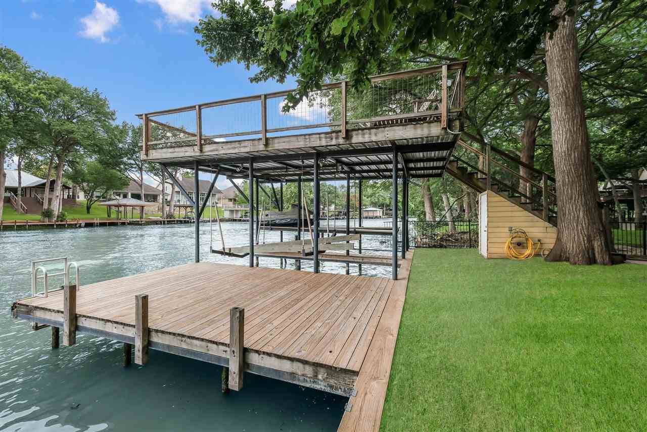 Out Of Area, TX 78155,1039 Timber Elm DR