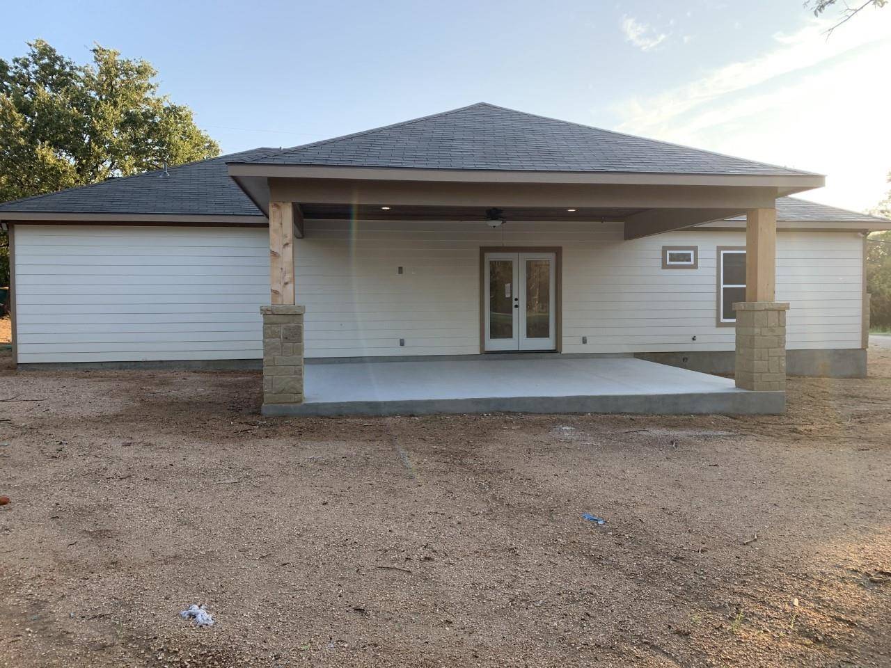 Granite Shoals, TX 78654,338 E Castleberry