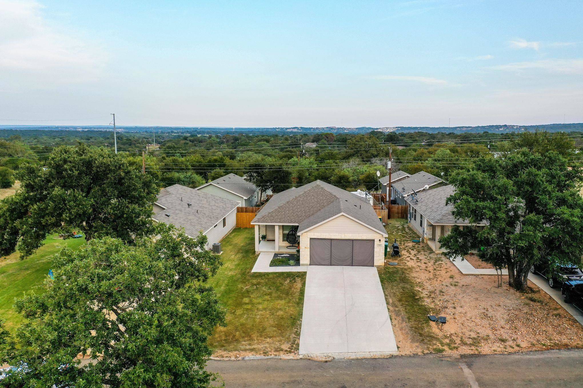 Cottonwood Shores, TX 78657,735 Dogwood LN