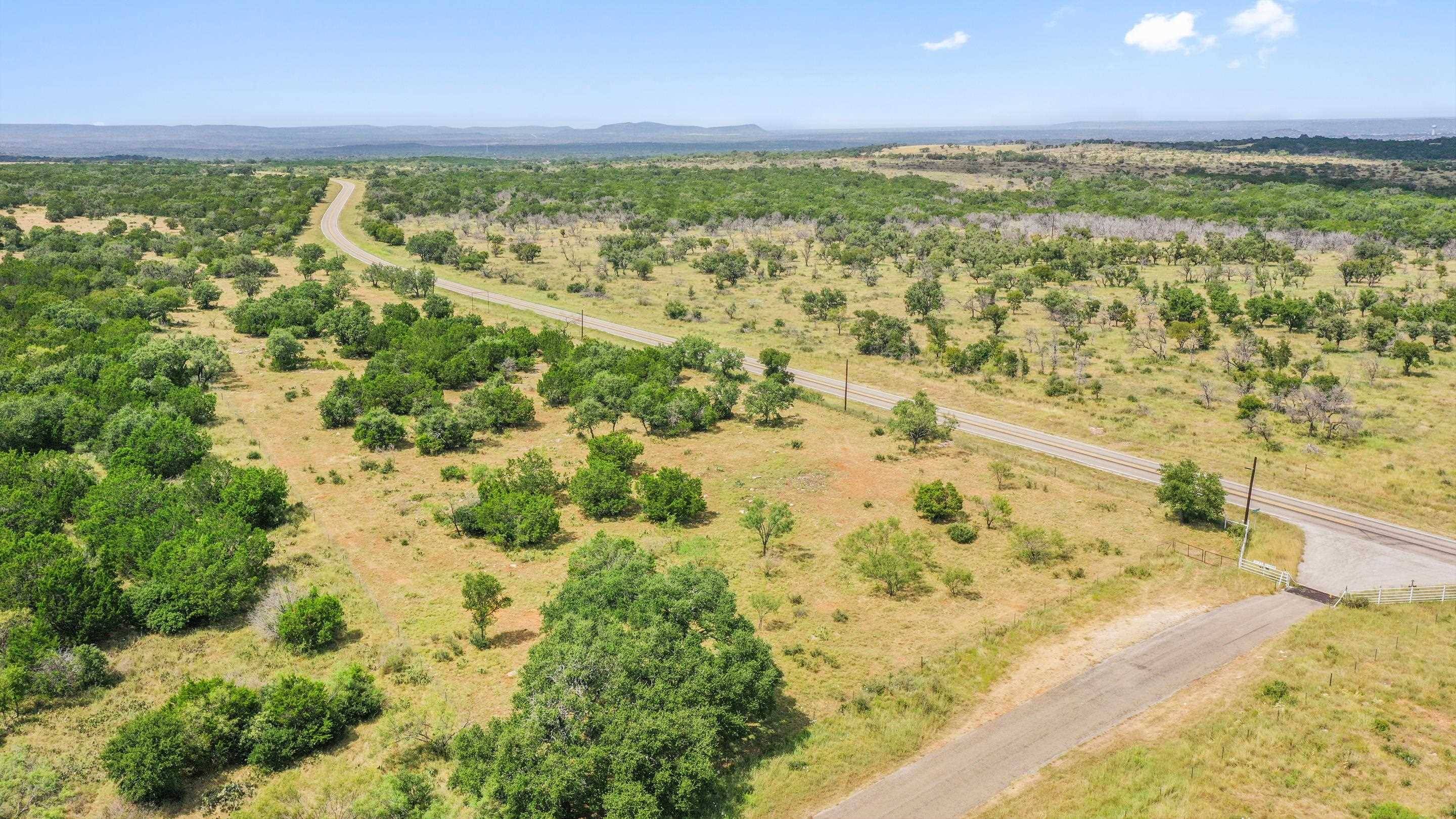 Round Mountain, TX 78663,9553 Smith-West