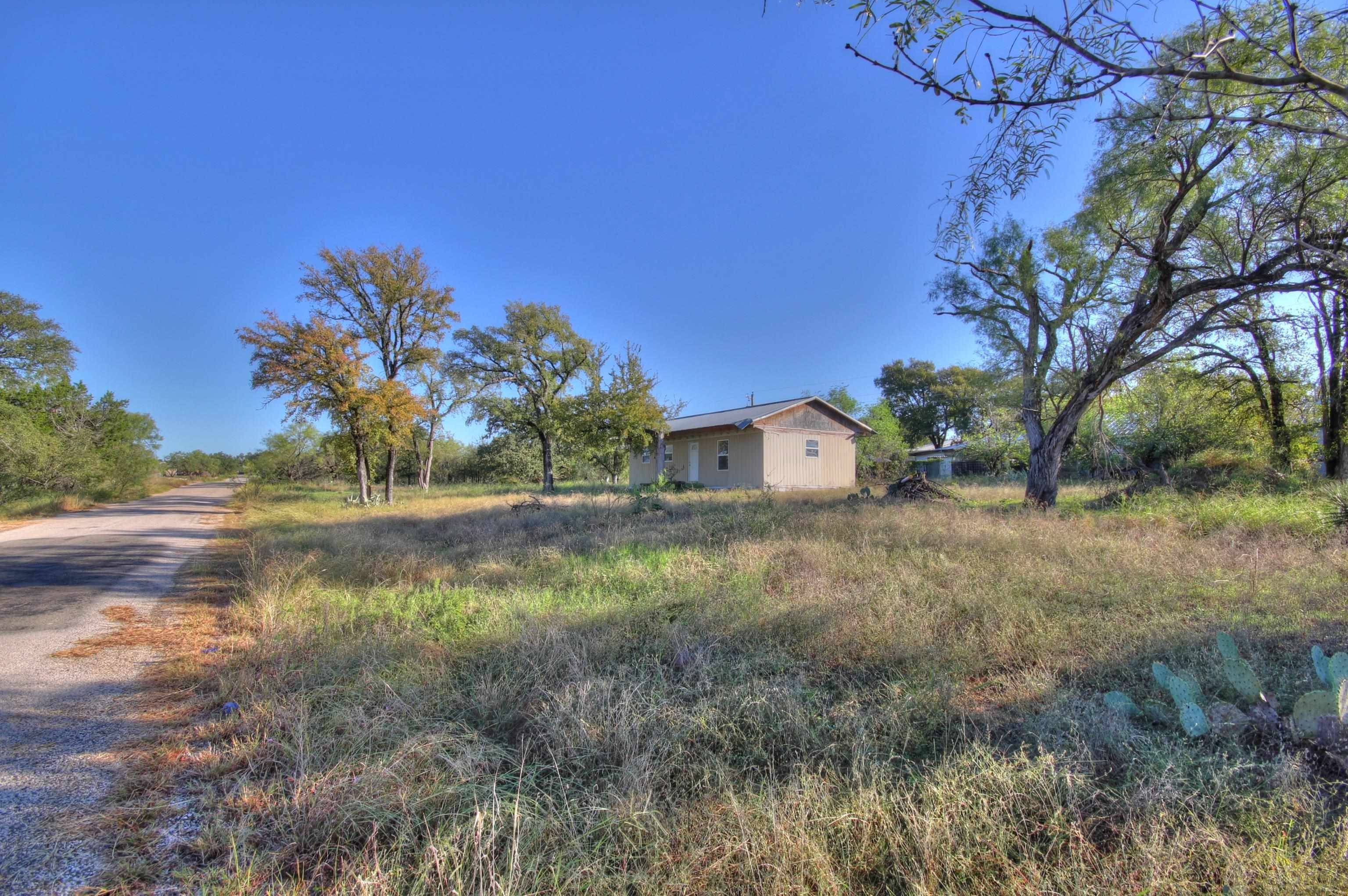 Kingsland, TX 78639,000 Cactus Trail