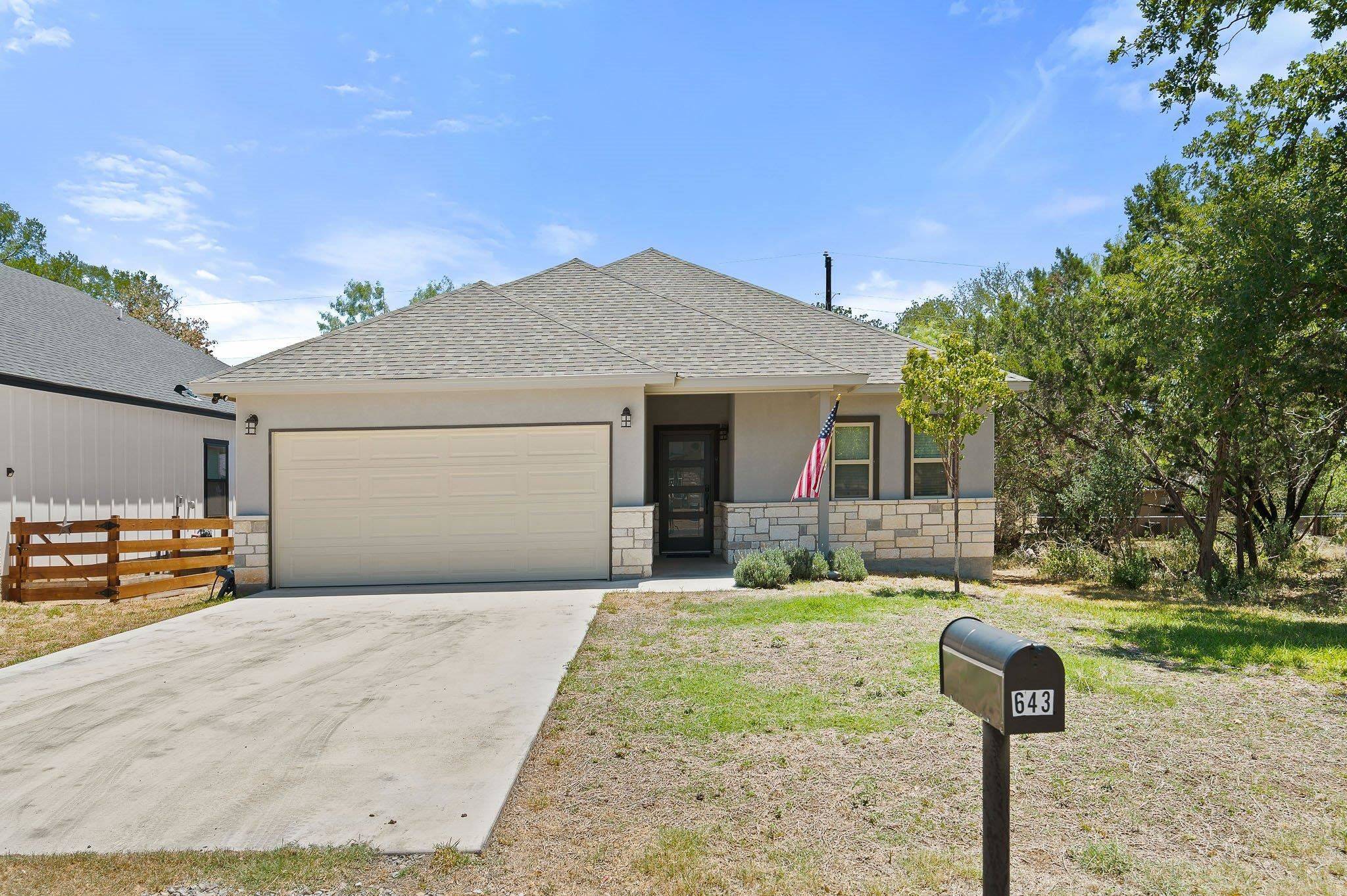 Cottonwood Shores, TX 78657,643 Magnolia LN