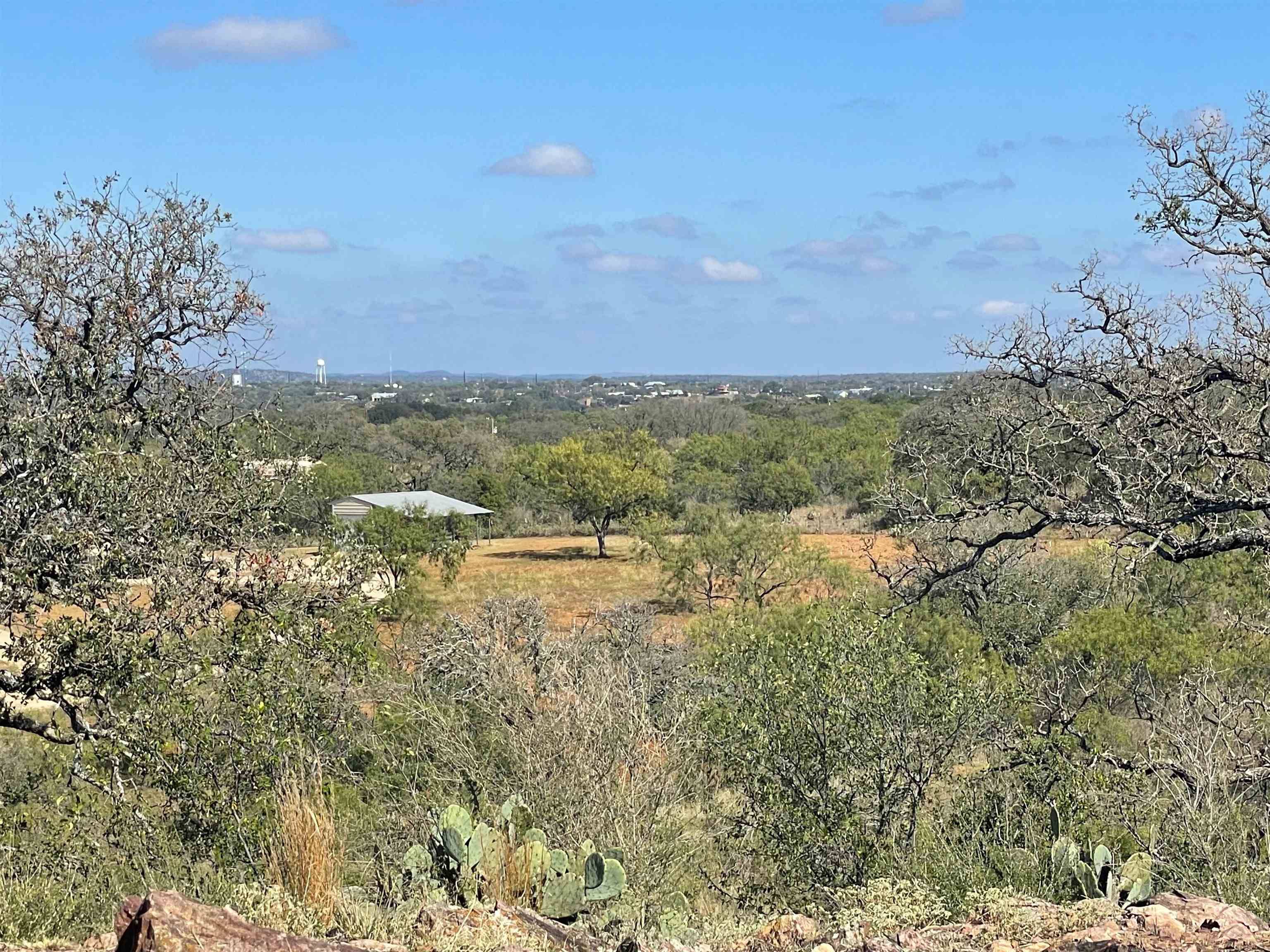 Llano, TX 78643,134 CR 117