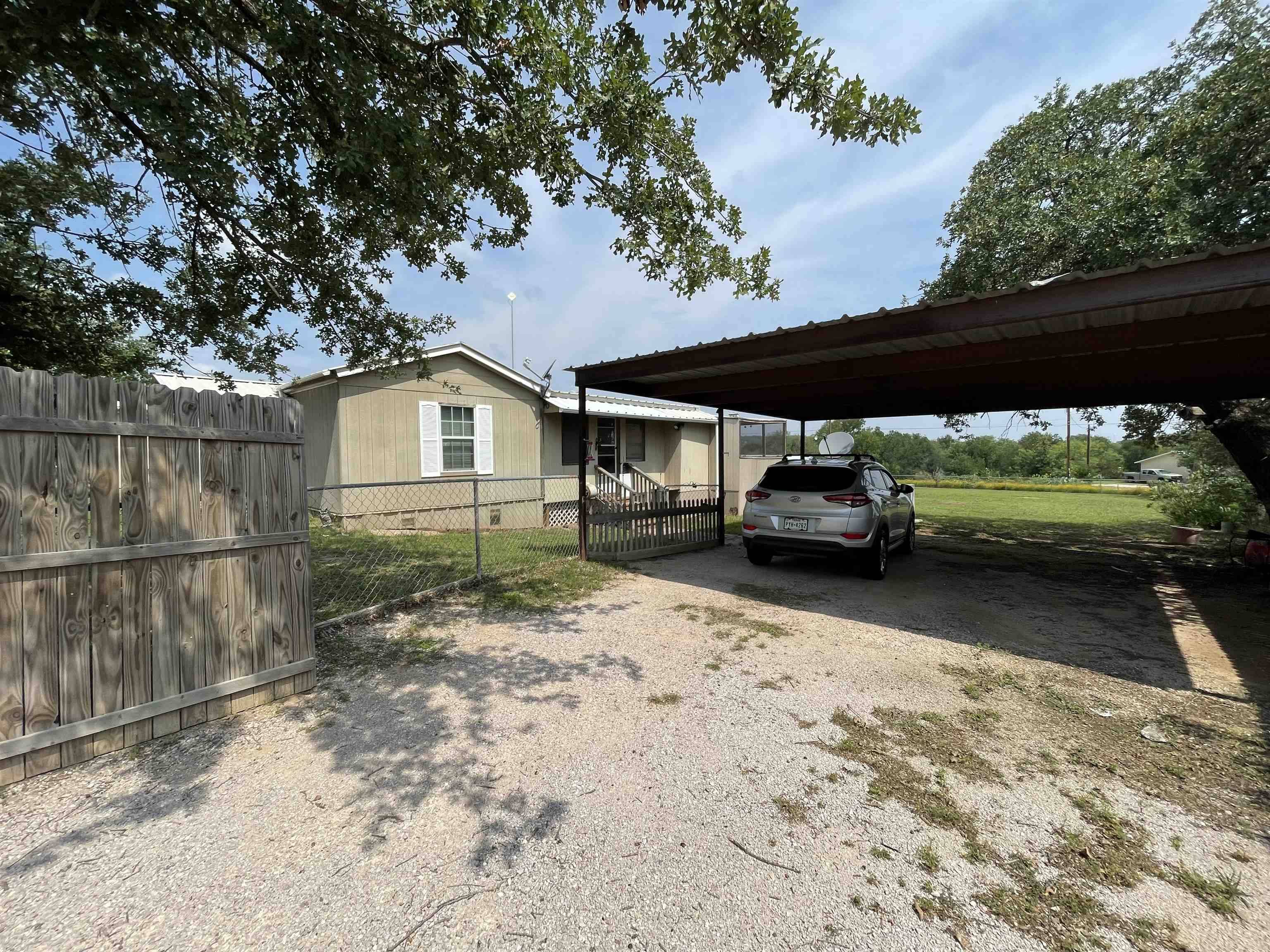 Kingsland, TX 78639,610 Breezy LN